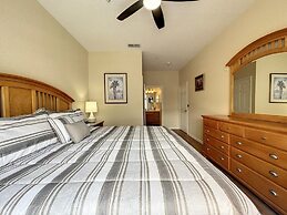 3br 2nd Floor Condo Near Disney, Resort Amenities 3 Bedroom Condo by R