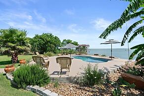 The Peach Pelican 3 Bedroom Home by RedAwning