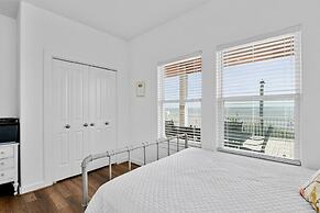 The Peach Pelican 3 Bedroom Home by RedAwning