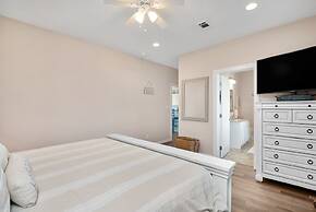 The Peach Pelican 3 Bedroom Home by RedAwning