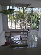 Poppies Senggigi Hostel