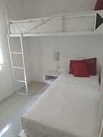 Poppies Senggigi Hostel