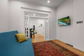 Cozy&Chic Apartments Near Downtown