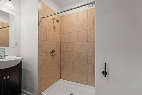 Cozy&Chic Apartments Near Downtown