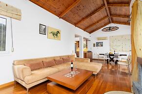 Villa Glan Y Mor in Agios Nikolaos