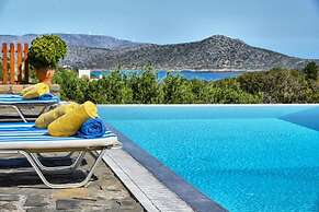 Villa Glan Y Mor in Agios Nikolaos