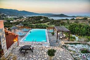 Villa Glan Y Mor in Agios Nikolaos