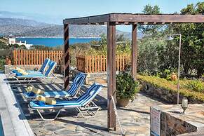 Villa Glan Y Mor in Agios Nikolaos