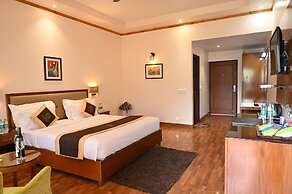 Foxoso Misty Oaks Resort