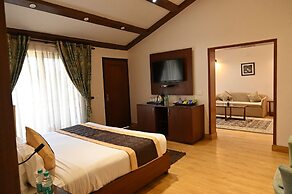 Foxoso Misty Oaks Resort