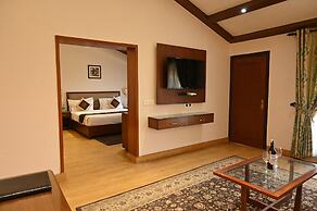 Foxoso Misty Oaks Resort