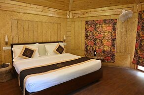 Foxoso Misty Oaks Resort