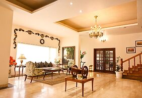 Foxoso Misty Oaks Resort