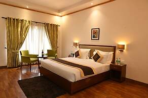 Foxoso Misty Oaks Resort