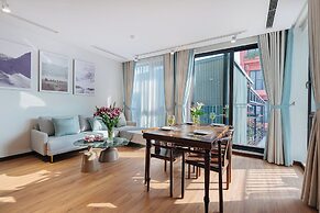 Cara Rustic Apartment