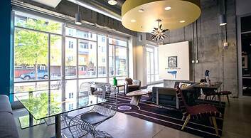 CozySuites at Artistry Indy