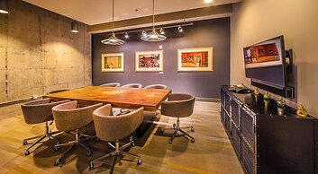 CozySuites at Artistry Indy