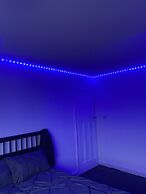 Sapphire Suites, Stunning 2-bed House in Bradford