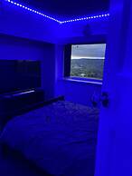 Sapphire Suites, Stunning 2-bed House in Bradford