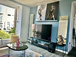 Captivating 2-bed Skyview Apartment in Leeds