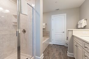 Phoenix Gulf Towers 1904 4 Bedroom Condo by Redawning