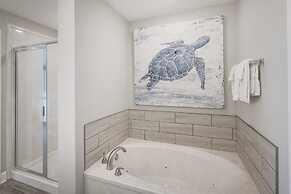 Phoenix Gulf Towers 1904 4 Bedroom Condo