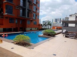 Remarkable 2-bedroom Condo Unit in Quezon City