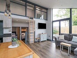 Cornerstones Brython