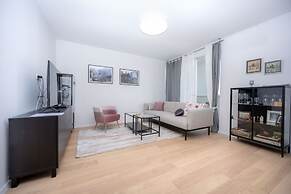 Billie Holiday apartment with balcony