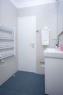 Billie Holiday apartment with balcony