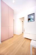 Billie Holiday apartment with balcony