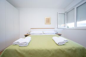 Billie Holiday apartment with balcony