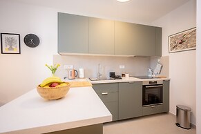 Billie Holiday apartment with balcony