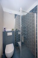 Billie Holiday apartment with balcony