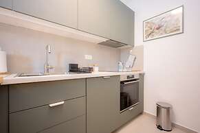 Billie Holiday apartment with balcony