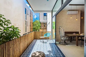 Marquez II Manor Tulum By Sandy Powerful