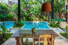 Marquez II Manor Tulum By Sandy Powerful