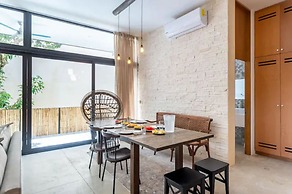 Marquez II Manor Tulum By Sandy Powerful