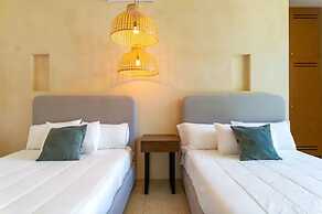 Marquez II Manor Tulum By Sandy Powerful