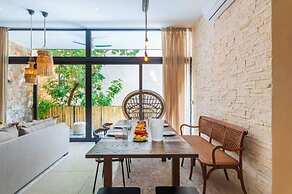 Marquez II Manor Tulum By Sandy Powerful