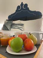 Happy Family Apartments Cathedral