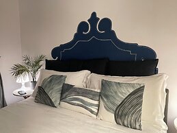 Happy Family Apartments Cathedral