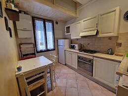 Mezzo 8 in Firenze With 2 Bedrooms and 1 Bathrooms