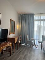 El Sheikh Suites Hotel