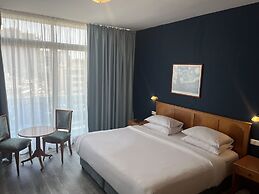 El Sheikh Suites Hotel