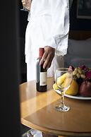 El Sheikh Suites Hotel