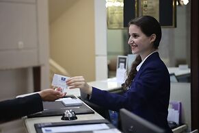 El Sheikh Suites Hotel