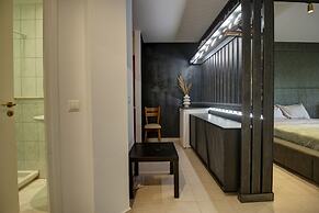 2 Bedroom Apartment on Beach Elias Lower