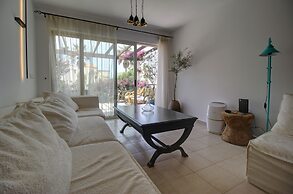 1 Bedroom Apartment on Beach Elias Upper