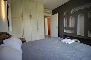 1 Bedroom Apartment on Beach Elias Upper